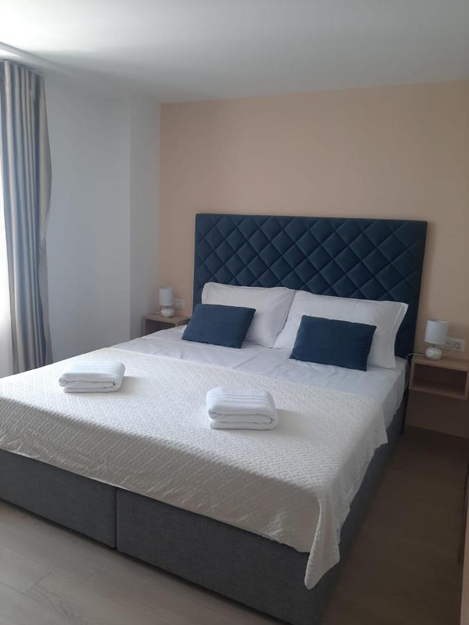 Sangulin Palace M Biograd Na Moru Ngoại thất bức ảnh