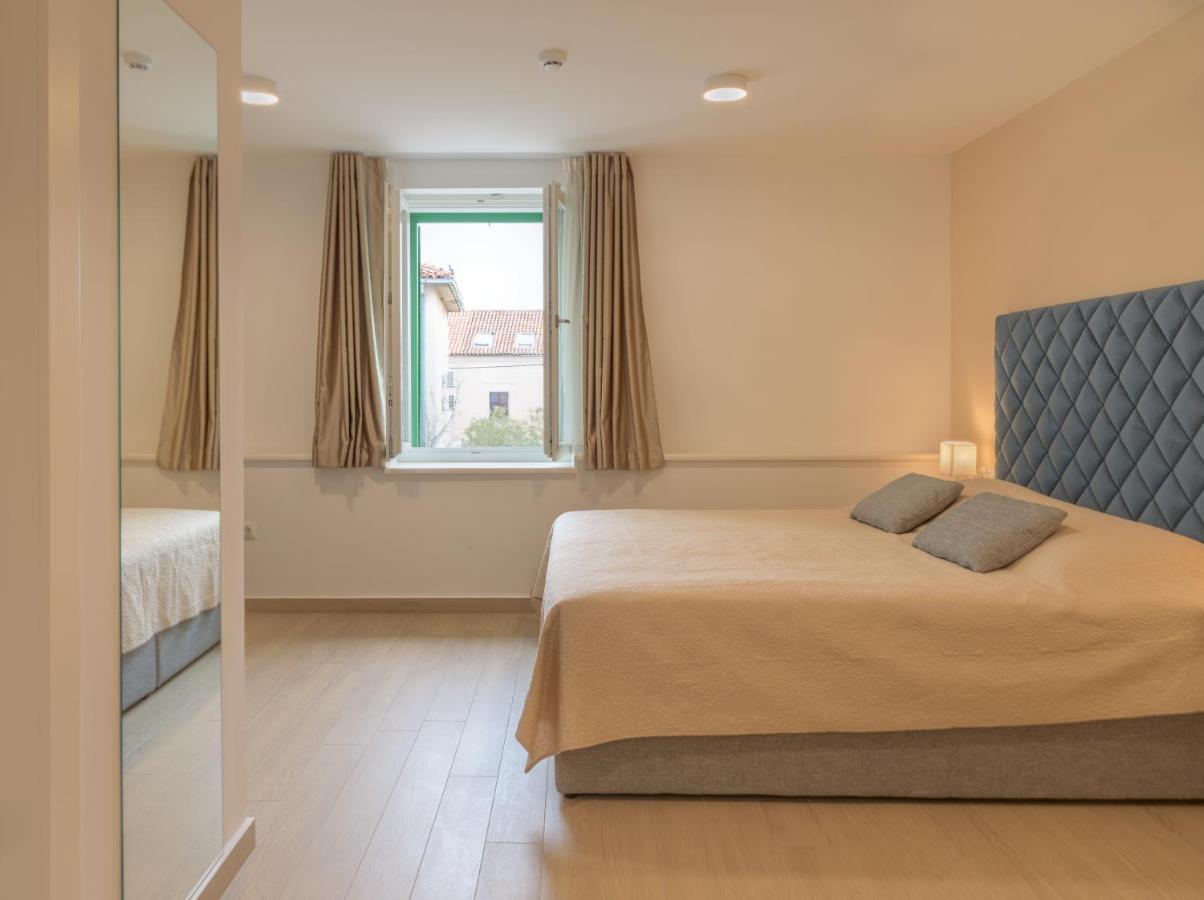 Sangulin Palace M Biograd Na Moru Ngoại thất bức ảnh